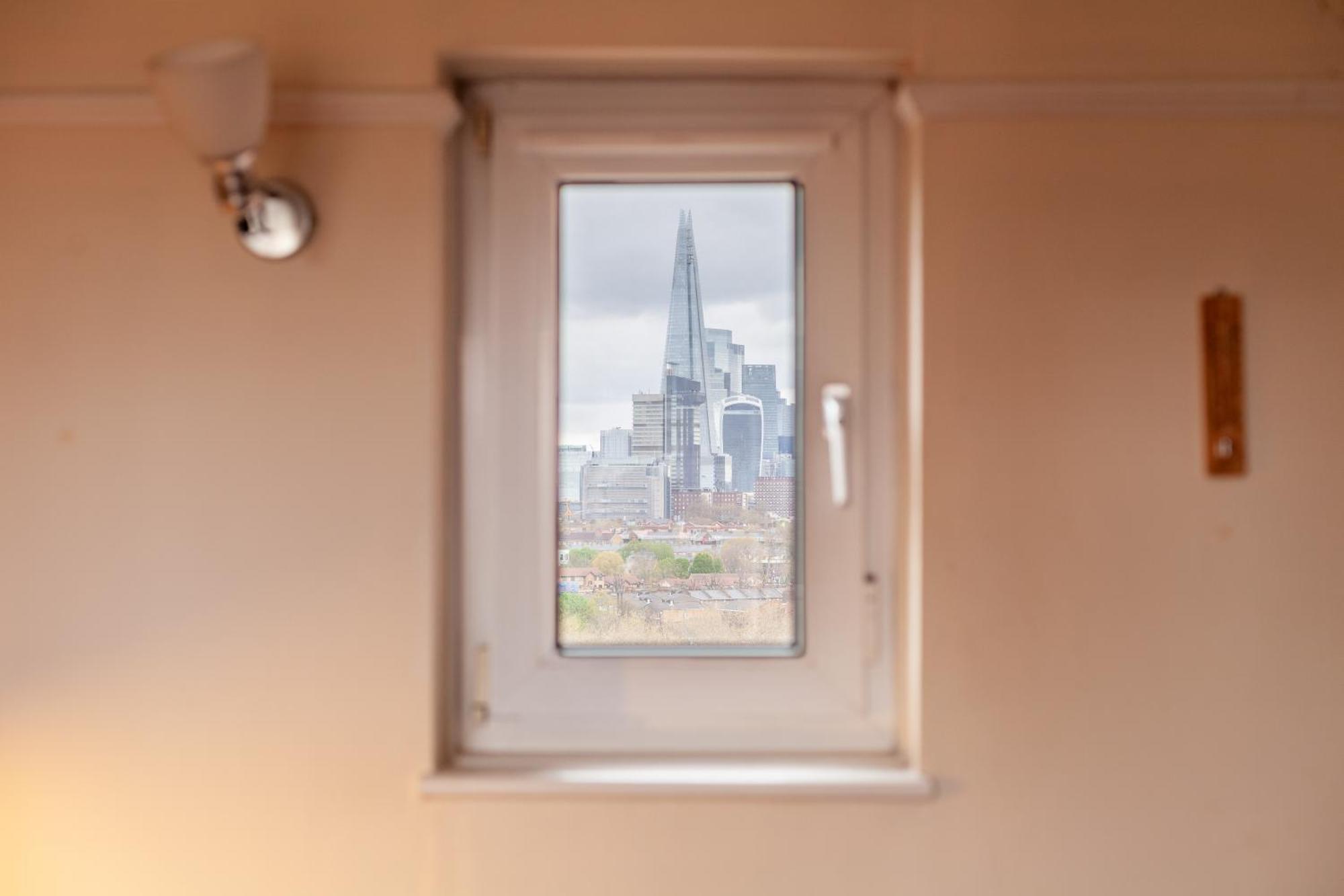 Elegant 1Br Flat With Balcony & City View, Walworth Londra Exterior foto